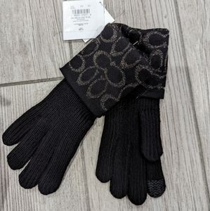 Coach gloves